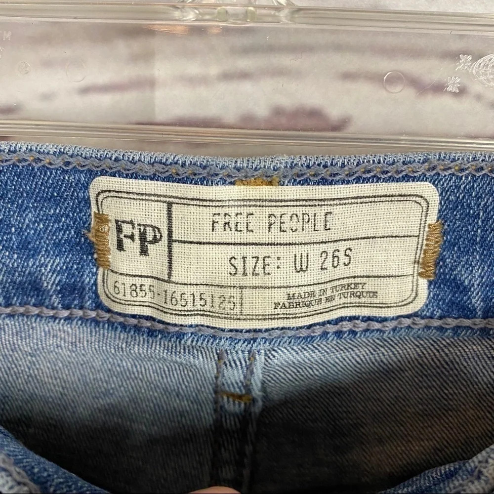 FREE People skinny jeans Sz 26 - Picture 2 of 6
